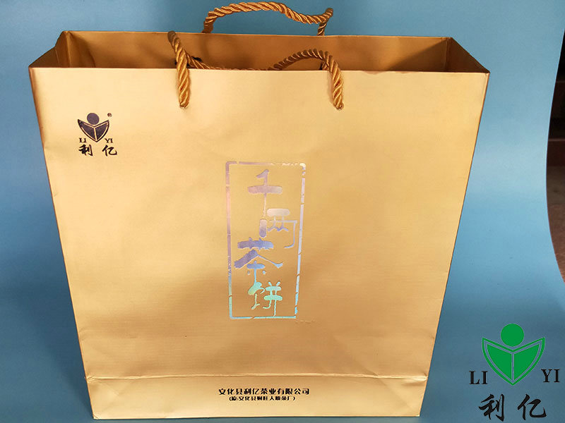 安化千两茶饼金色礼盒1